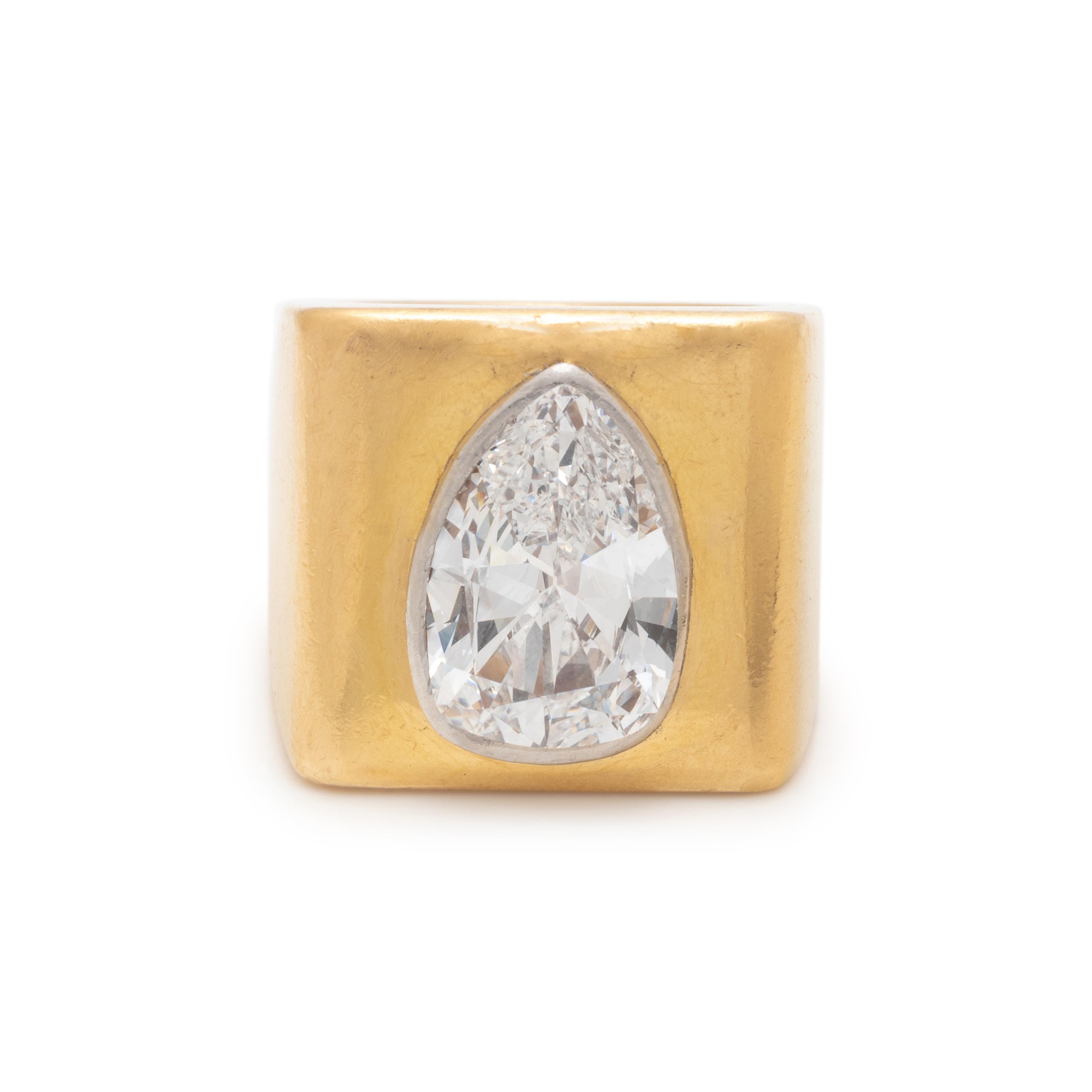 DIAMOND RING