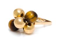 A Modernist Yellow Gold and Tiger's Eye Ring, 9.50 dwts.