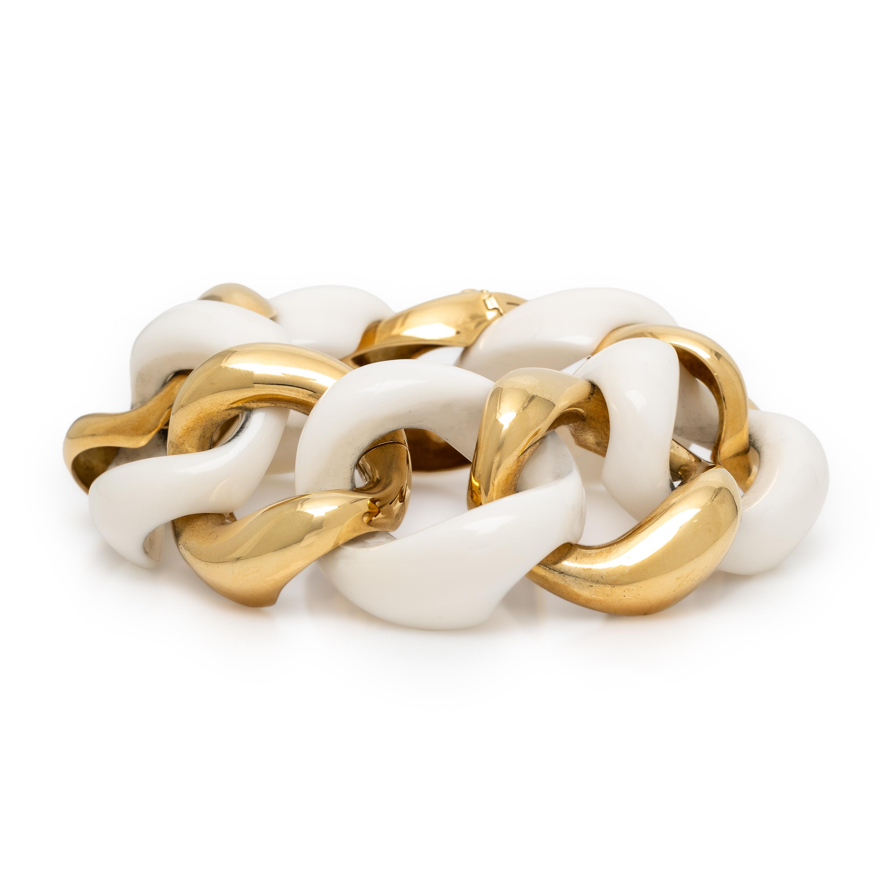 Seaman Schepps, 'Classic Link', Yellow Gold and Cacholong Bracelet