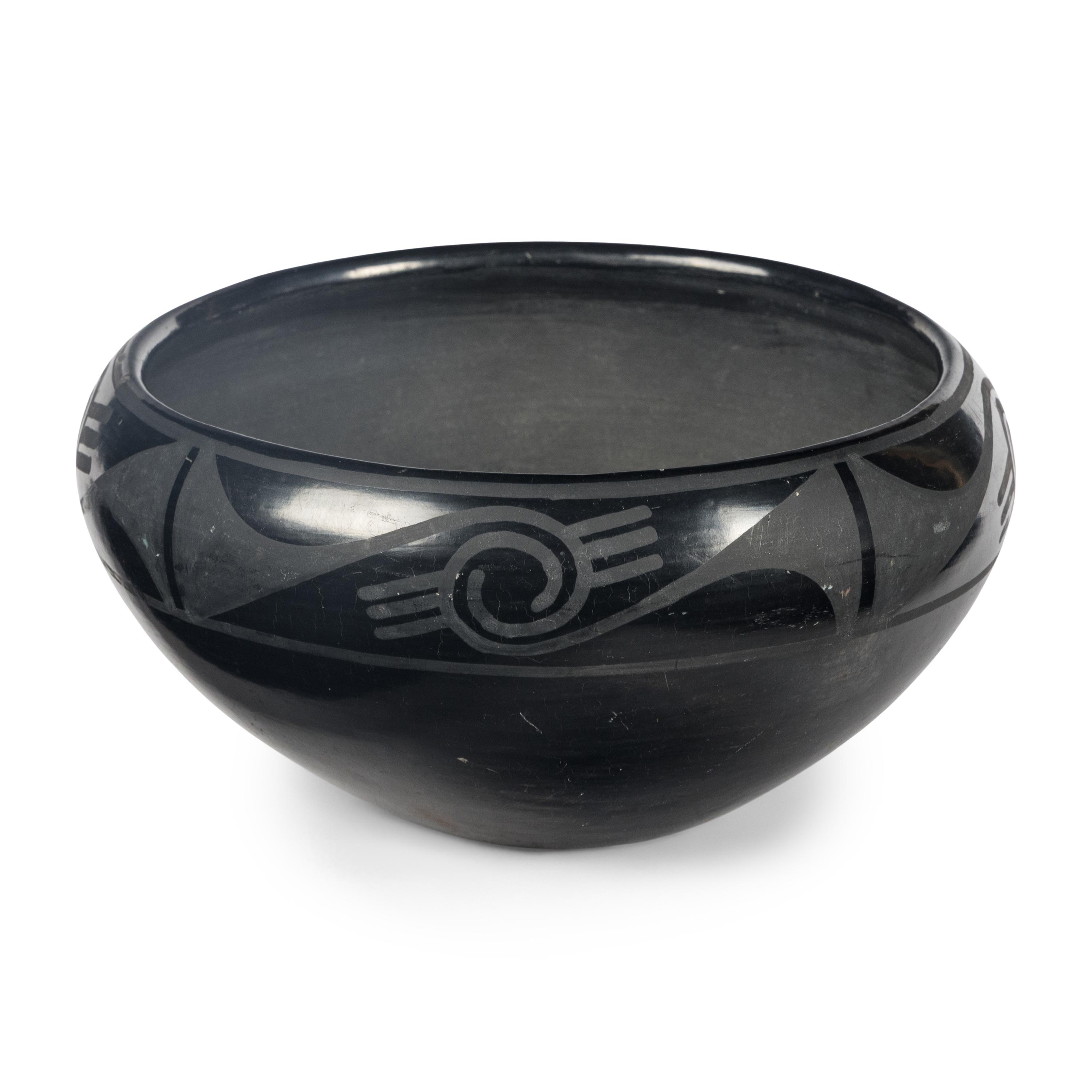 Maria Martinez (San Ildefonso, 1887-1980) — Blackware Pottery Bowl 1923-1925