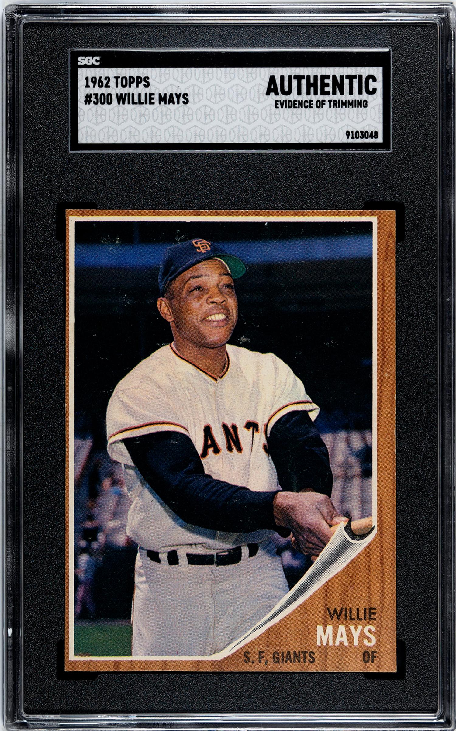 A Group of 1962 Topps Mickey Mantle and Willie Mays Baseball Cards