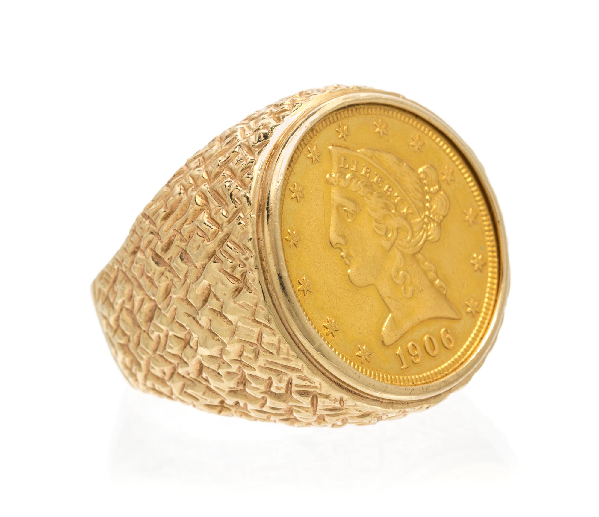 A 14 Karat Yellow Gold and US $5 Gold Coin Ring, 14.60 dwts.