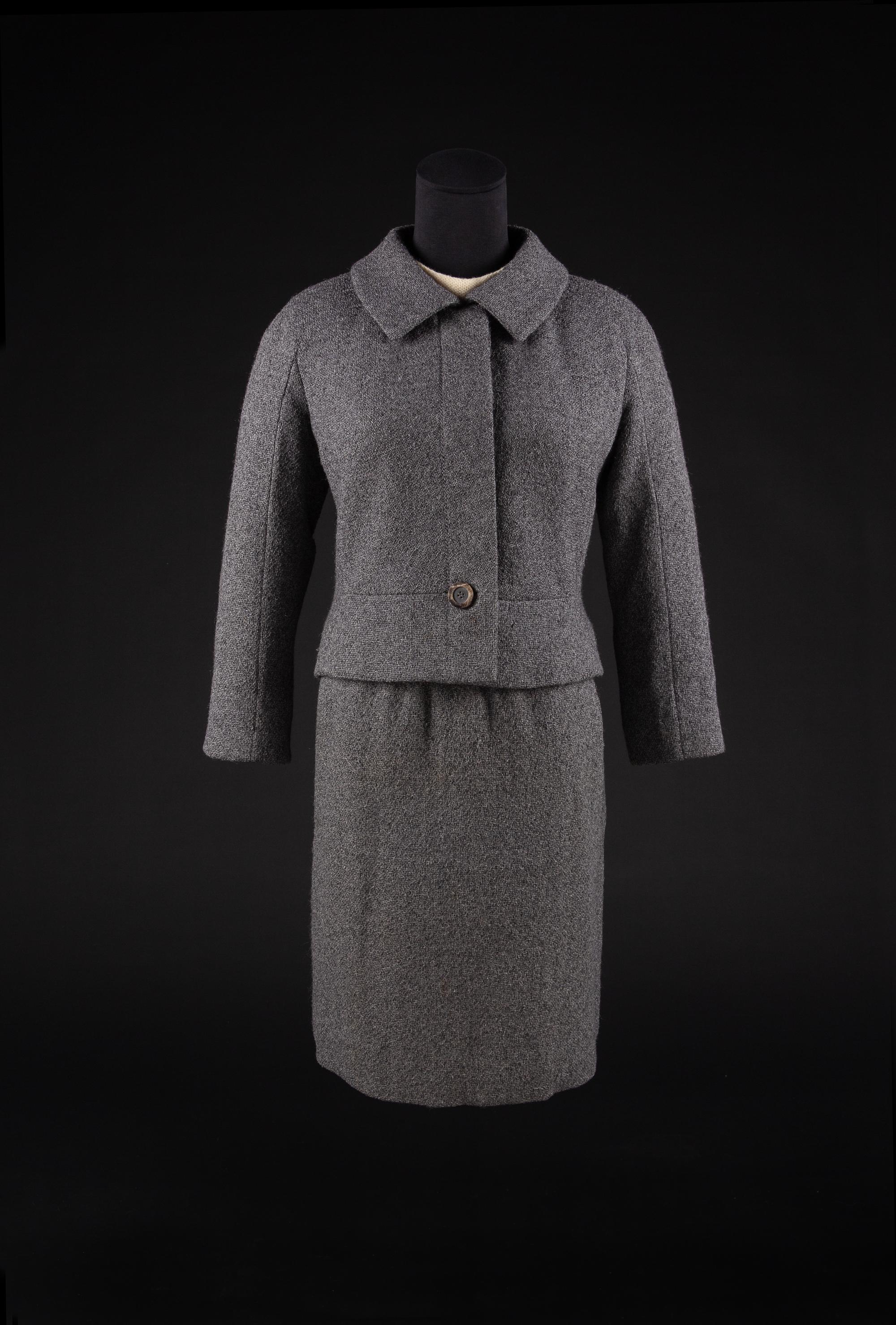 Christian Dior by Marc Bohan Haute Couture Ensemble, Autumn-Winter 1964 — Worn by Dame Olivia de Havilland.