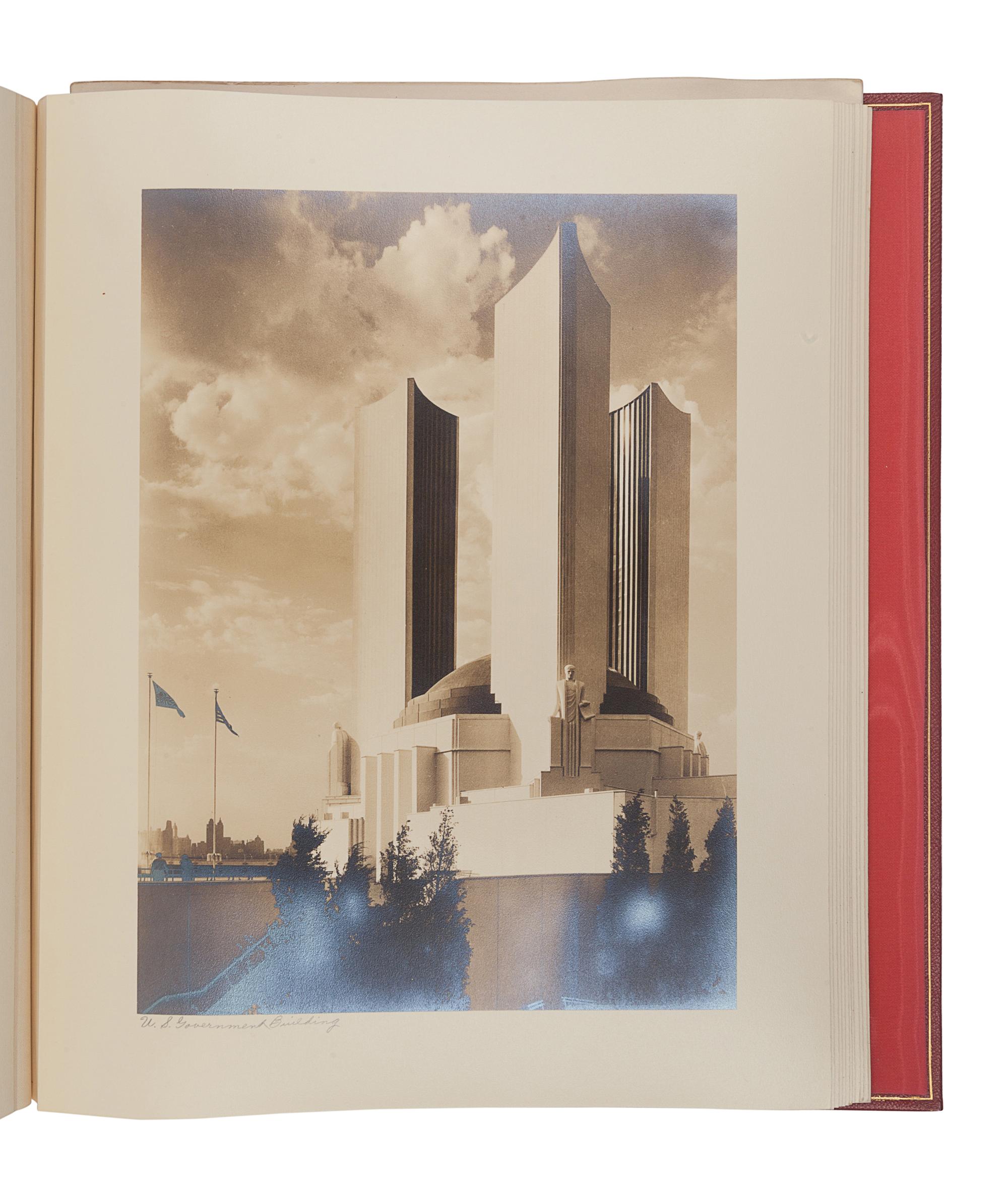 [CHICAGO WORLD’S FAIR – CENTURY OF PROGRESS]. Kaufman and Fabry Co., Photographers. A Century of Progress International Exposition Chicago 1933-1934 . N.p.: n.p., n.d.