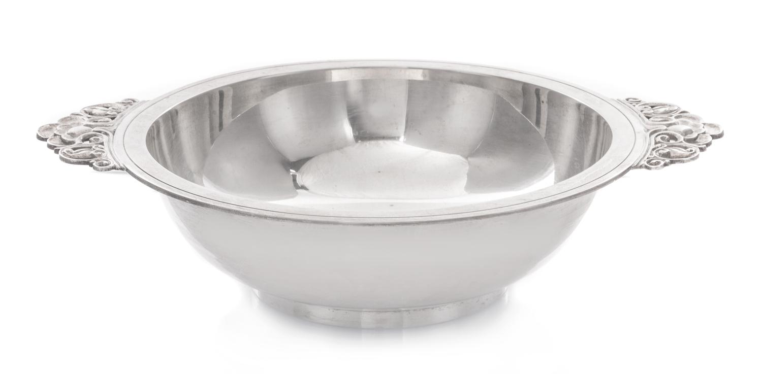 An American Silver Two-Handled Bowl, Tiffany & Co., New York, NY, 1940, of circular form, the rim having applied flat handles cast with