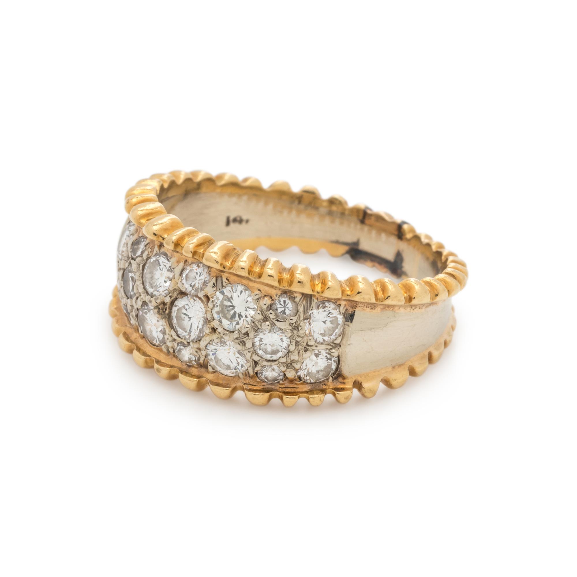 BICOLOR GOLD AND DIAMOND RING