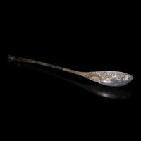 A Chinese Silver 'Dragon-Handle' Tea Ladle, Liao Dynasty — 辽 银龙首茶匙