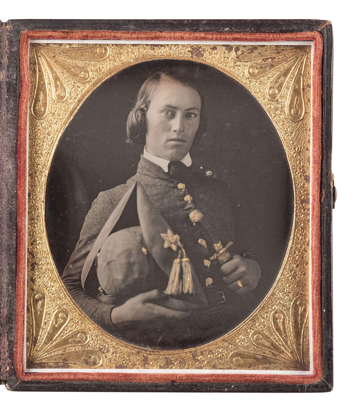 [MEXICAN WAR]. Sixth plate daguerreotype portrait of a uniformed soldier holding a tricorn hat and Bowie knife.