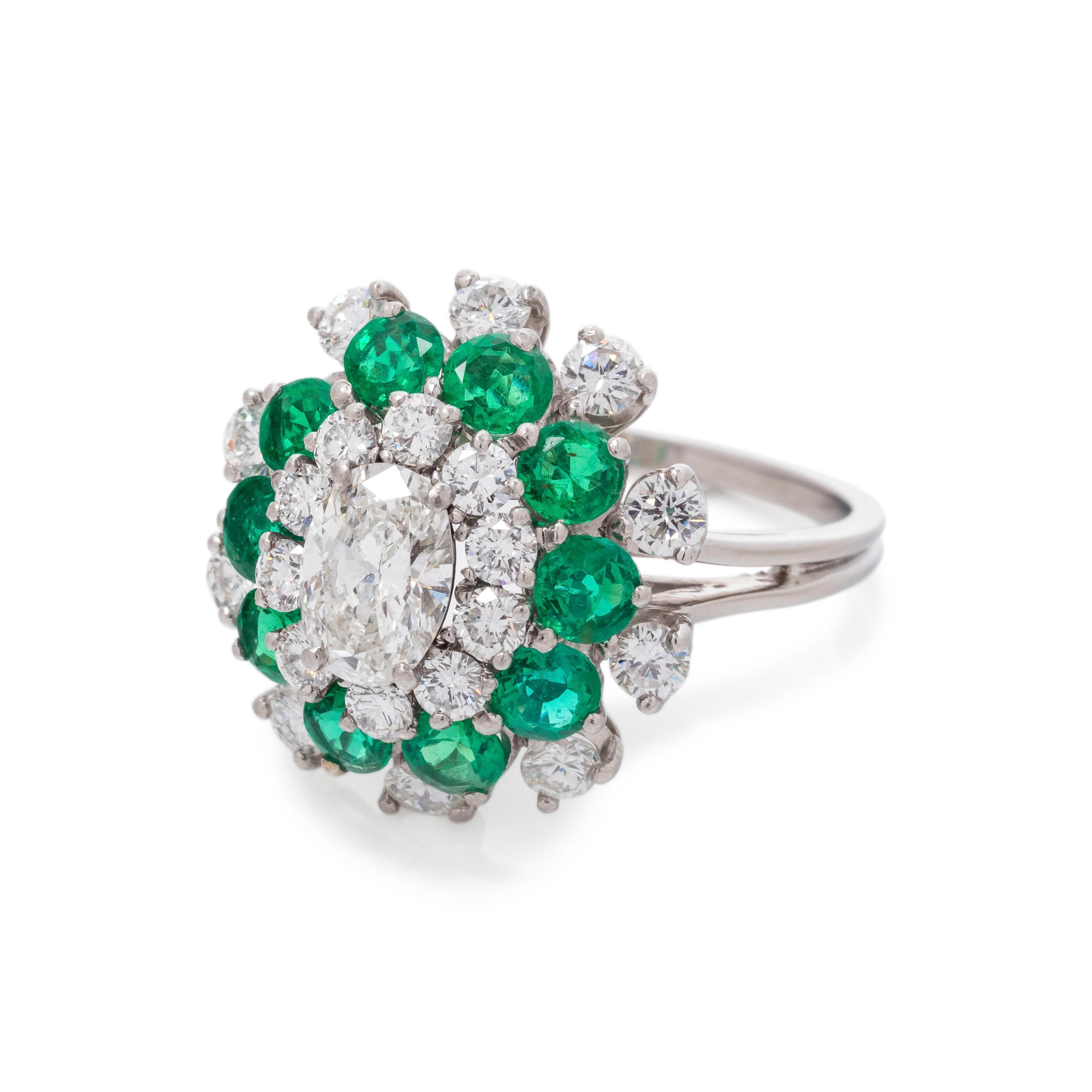 DIAMOND AND EMERALD RING