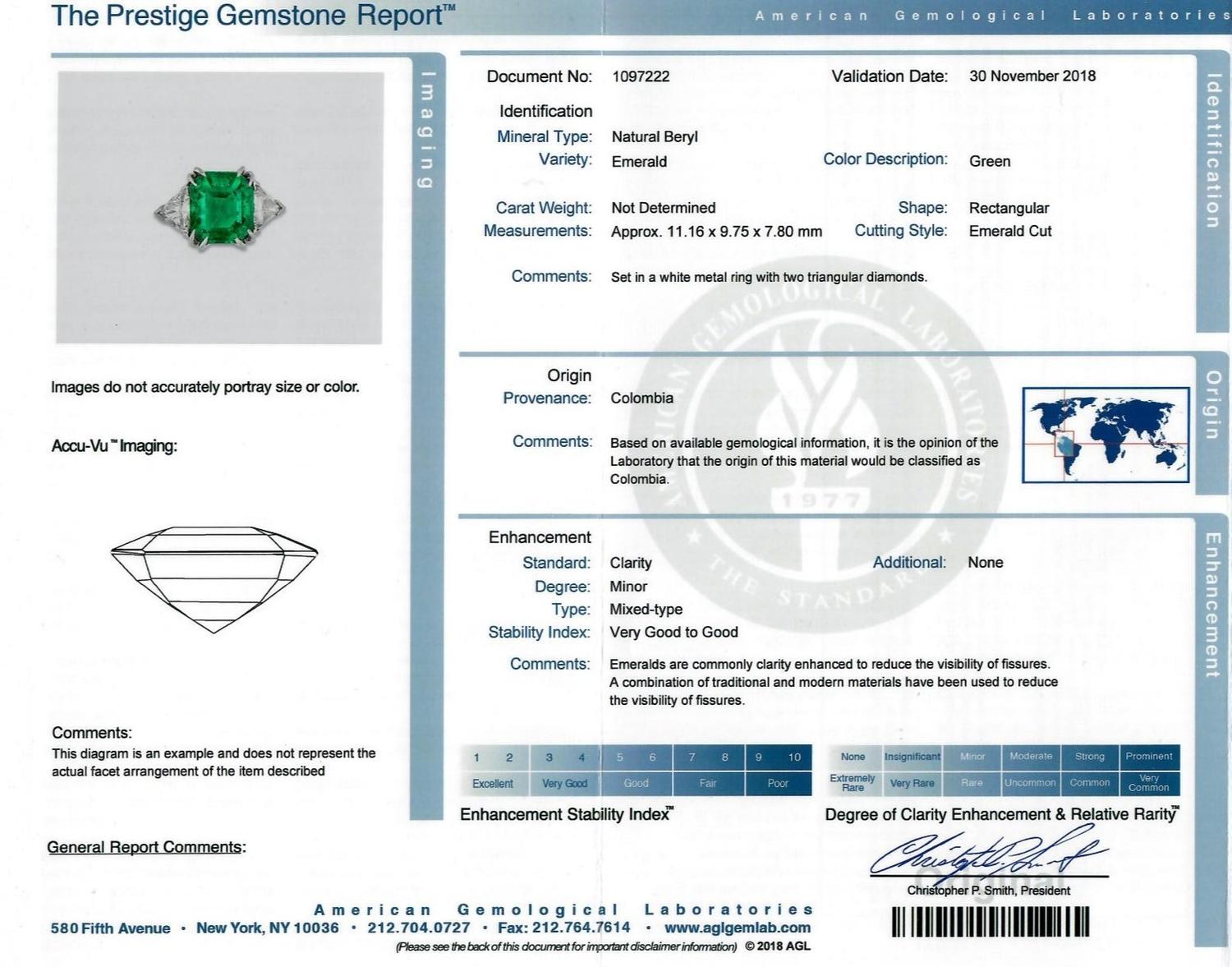 A Platinum, Emerald and Diamond Ring, 4.90 dwts.
