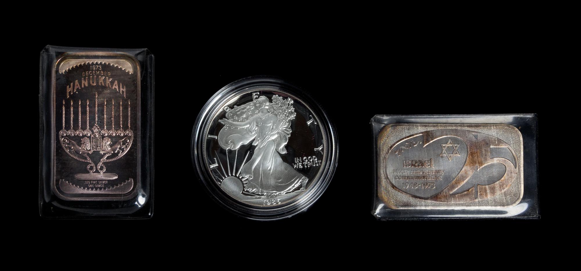 A Collection of Three 1-Ounce Silver Articles