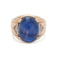 SAPPHIRE AND DIAMOND RING
