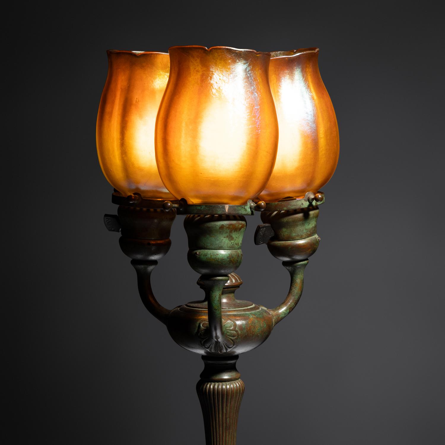 Tulip-Form three-light table lamp Tiffany Studios, USA