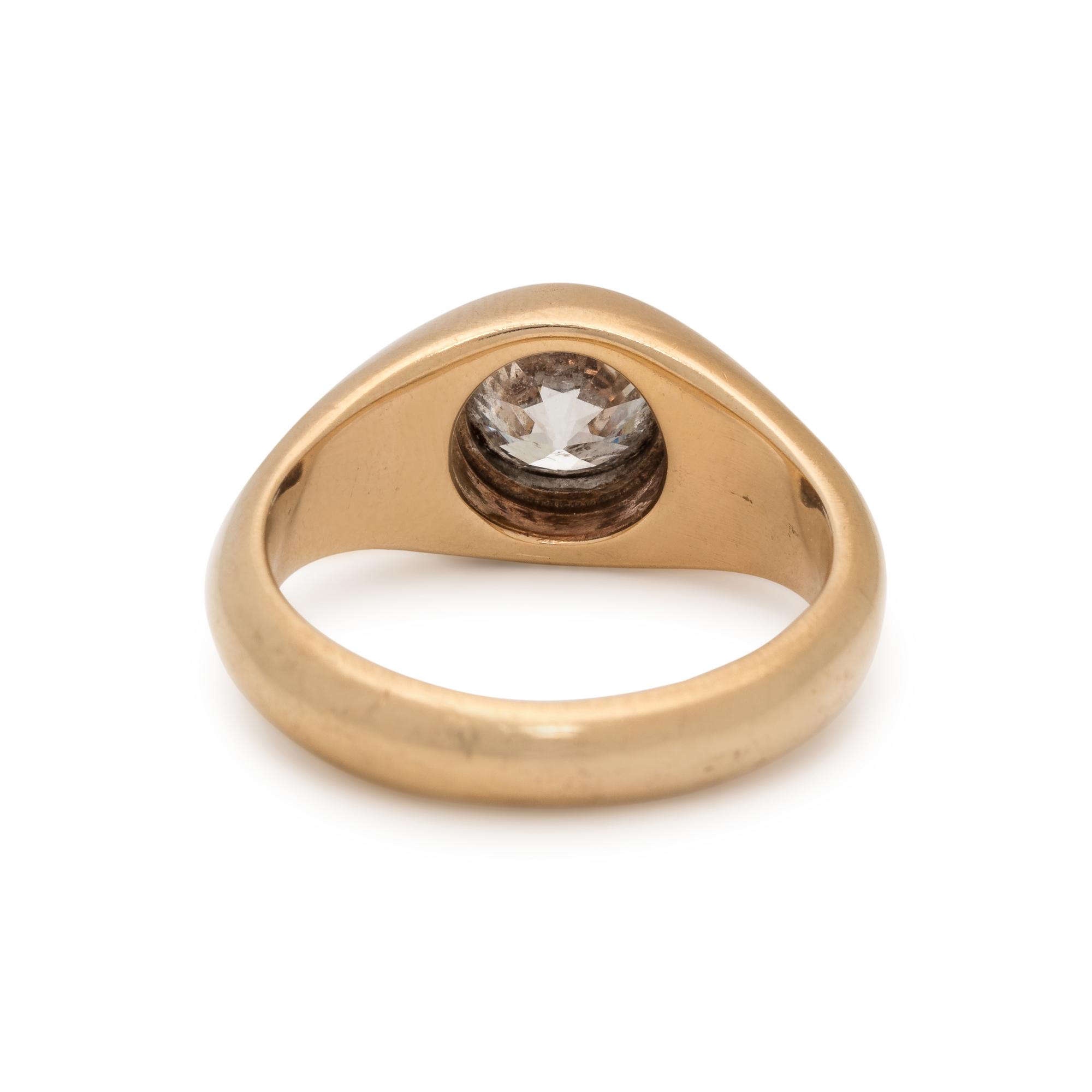 YELLOW GOLD AND DIAMOND RING