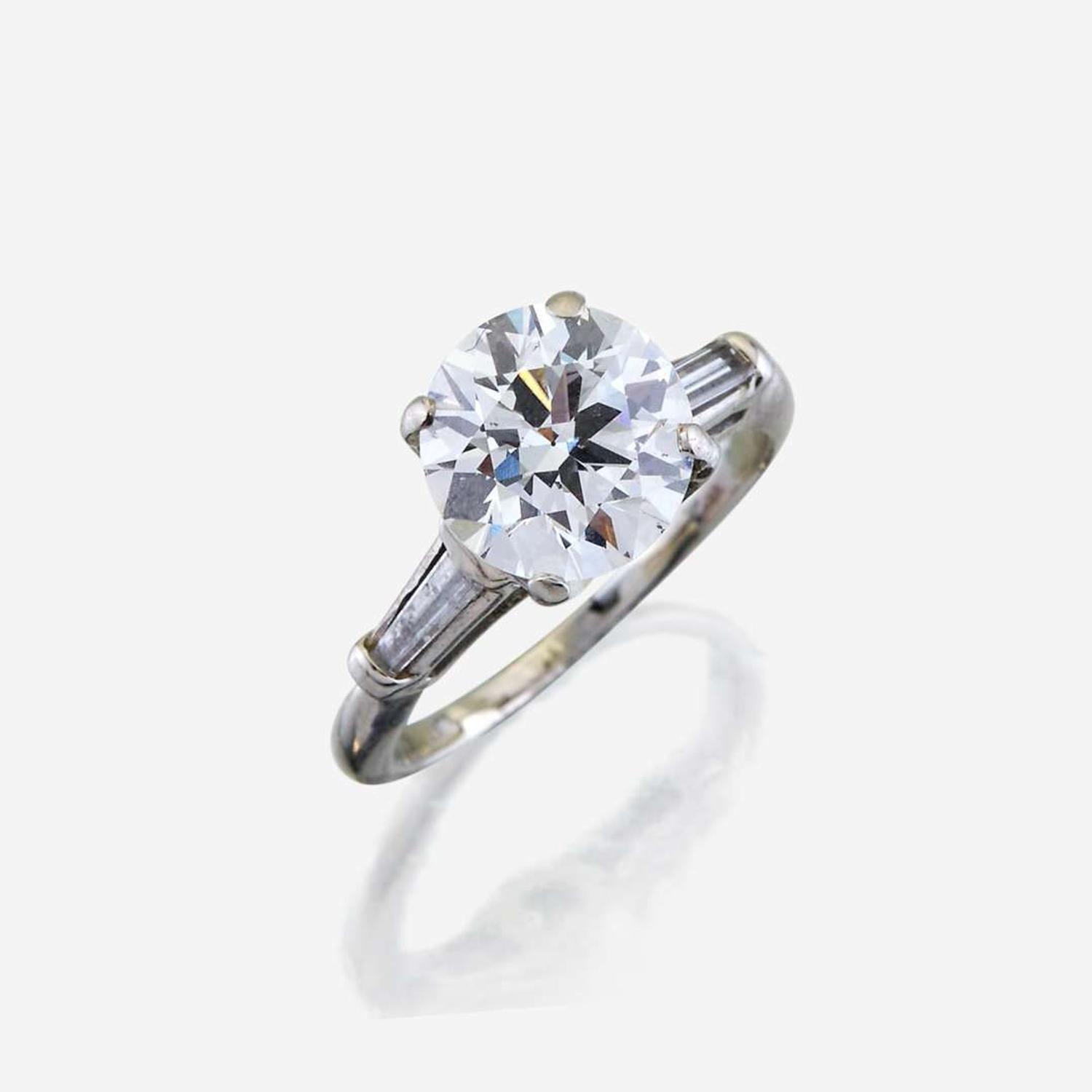 A diamond solitaire