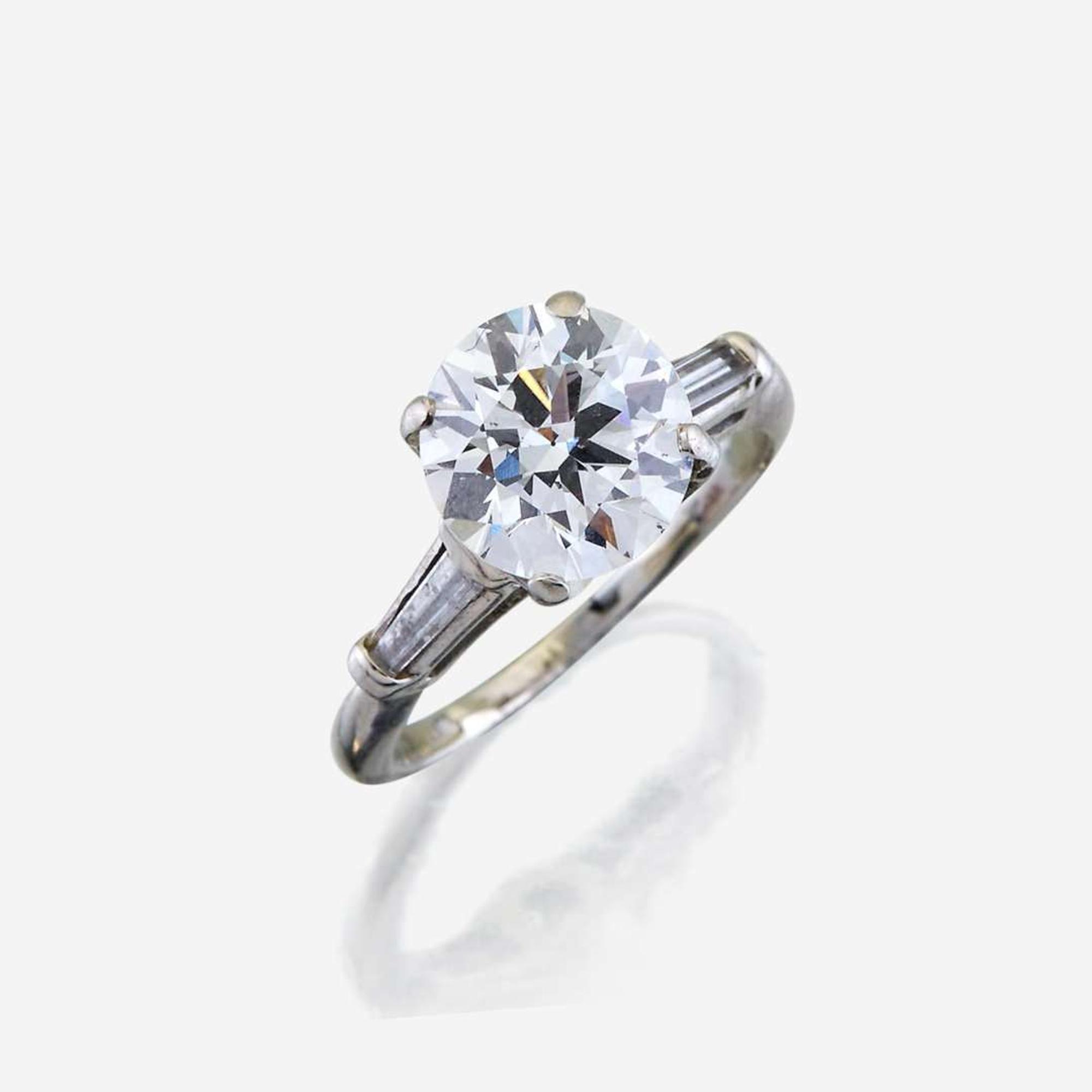 A diamond solitaire