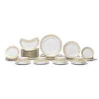 A Richard Ginori Porcelain Dinner Service