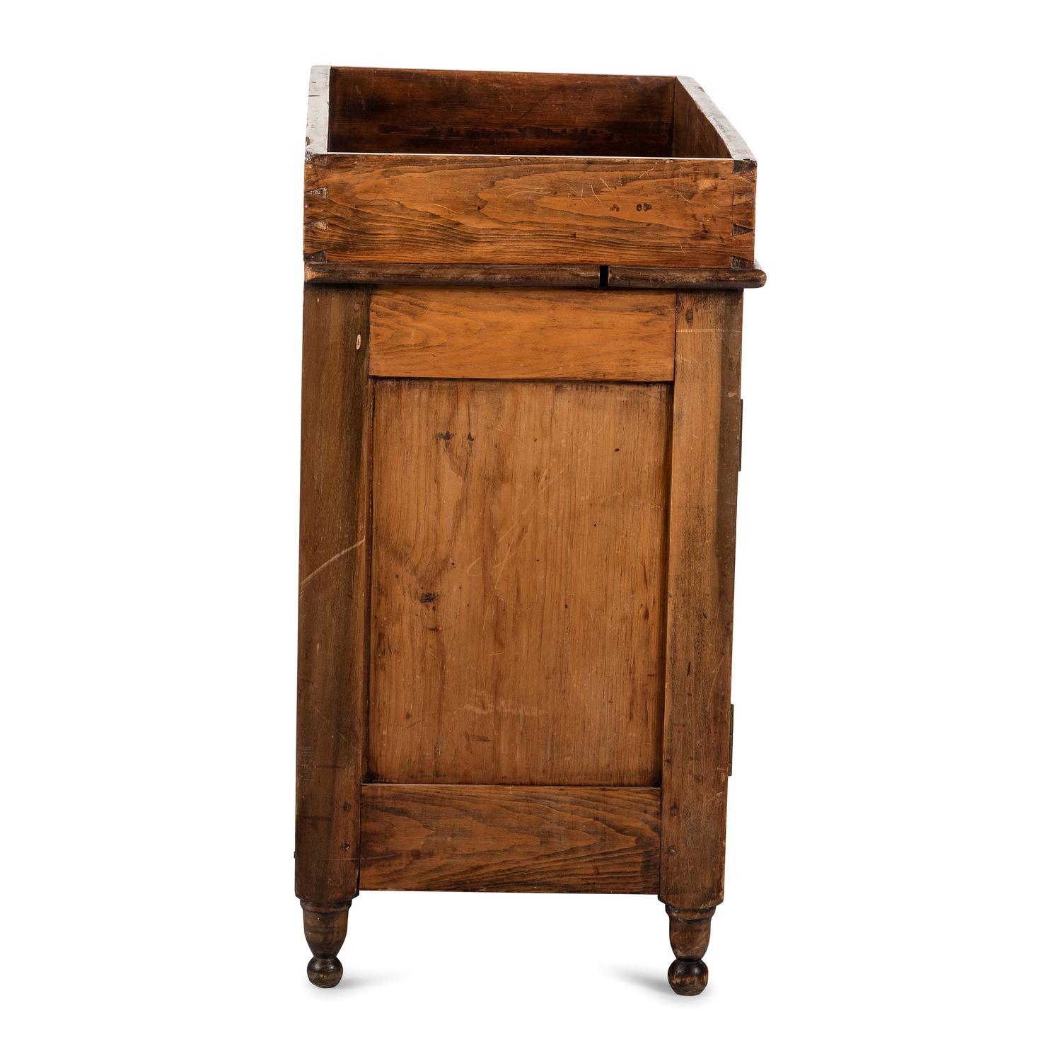 A Dry Sink in Mixed Woods