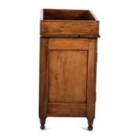 A Dry Sink in Mixed Woods