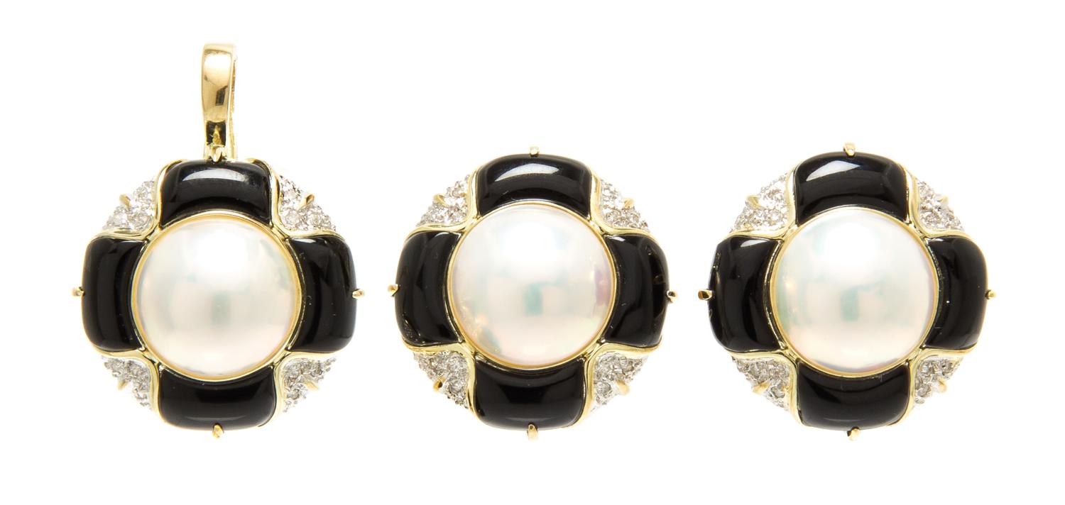 A Collection of Yellow Gold, Mabe Pearl, Diamond and Onyx Jewelry, 13.20 dwts.