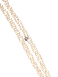 CULTURED PEARL NECKLACE
