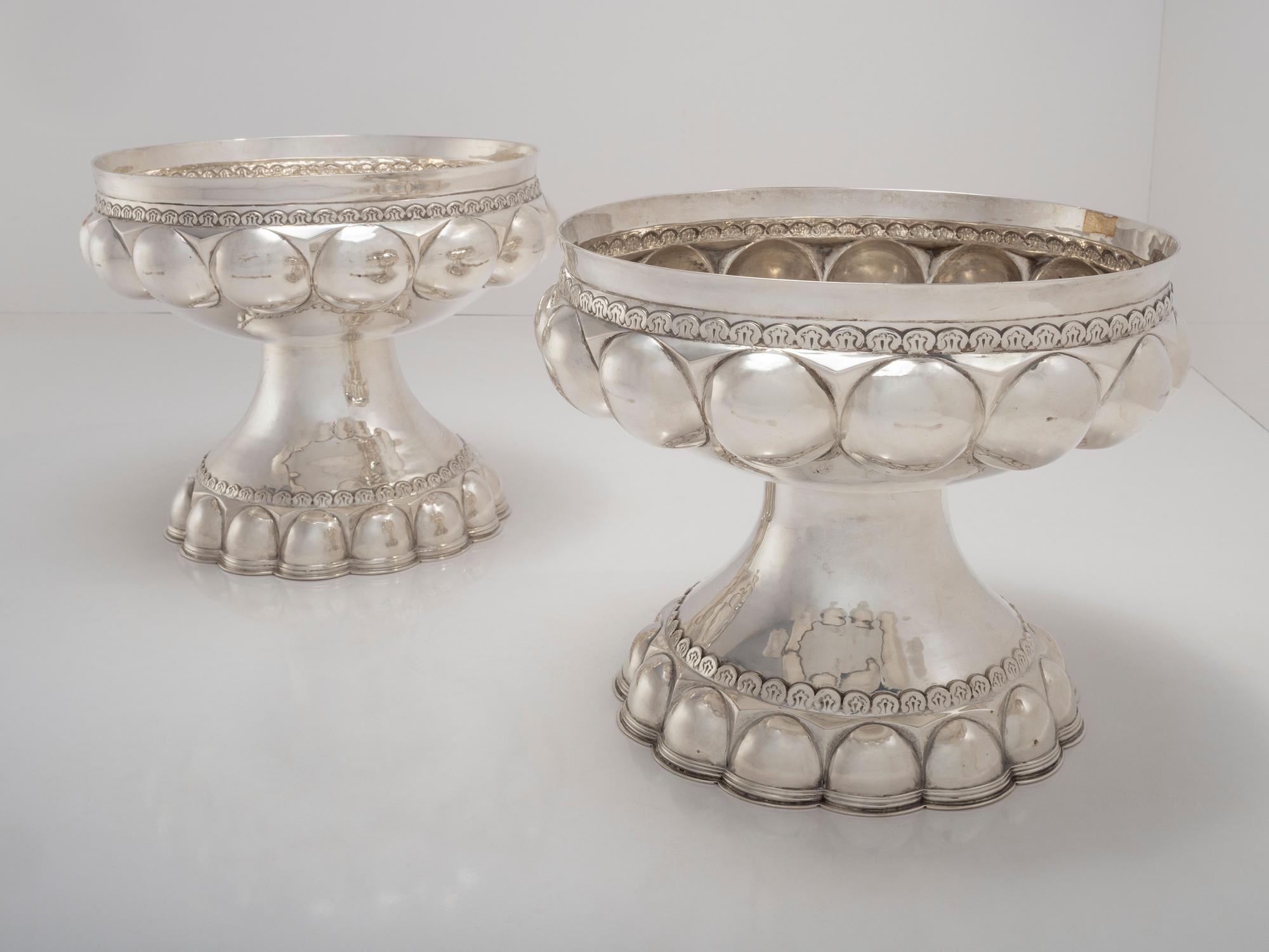 Pair of Arts and Crafts Fruit Bowls, 1908 English (Chester)