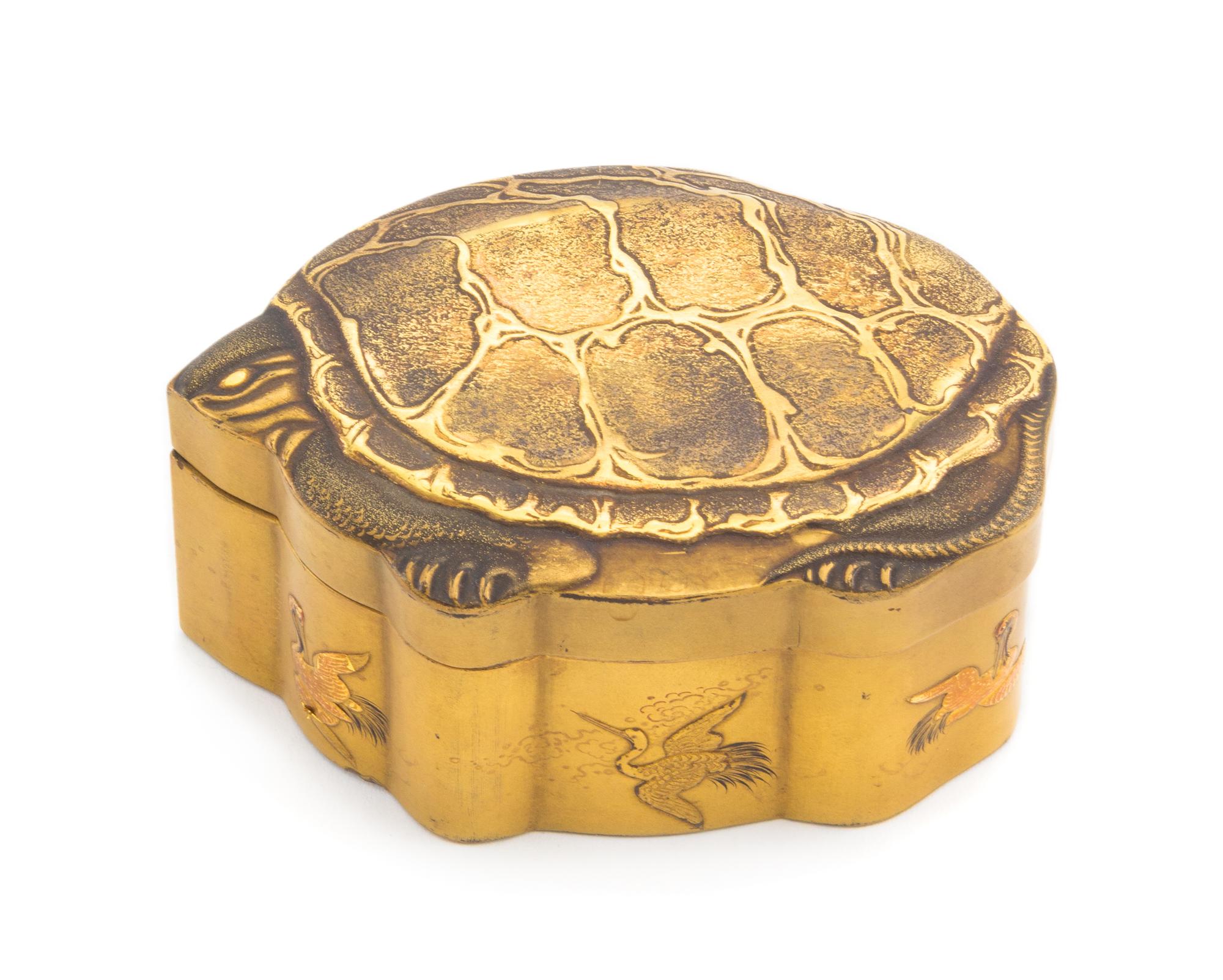 A Small Gilt Lacquer Tortoise-Form Covered Box Length 3 3/4 inches. — 19TH CENTURY