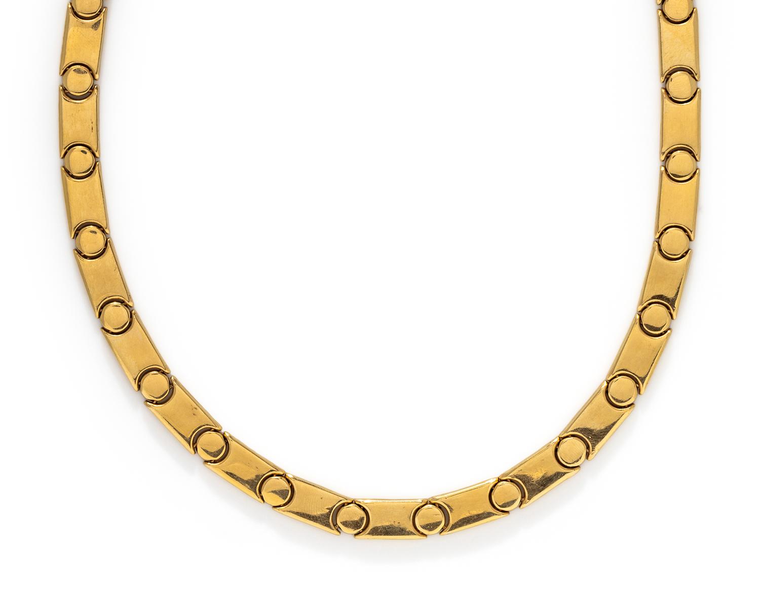 COLLECTION OF YELLOW GOLD JEWELRY
