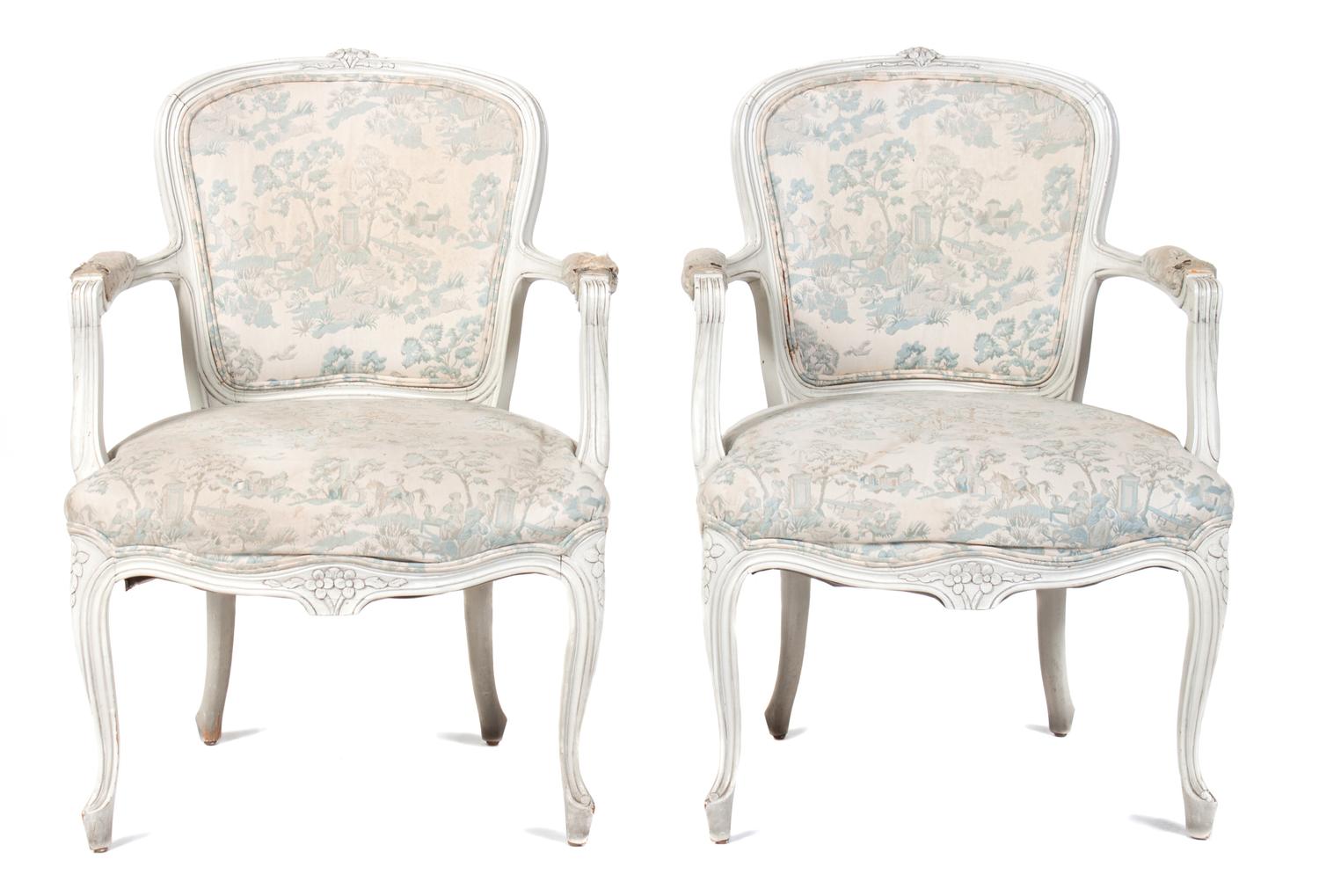 A Pair of Louis XV Style White-Painted Fauteuils Height 31 1/2 inches. — 20TH CENTURY