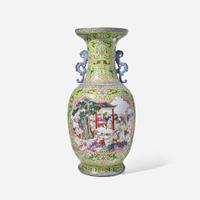 A large Chinese famille rose-decorated "Boys" Vase 粉彩嬰戲圖開光雙耳大瓶 Jiaqing mark ???