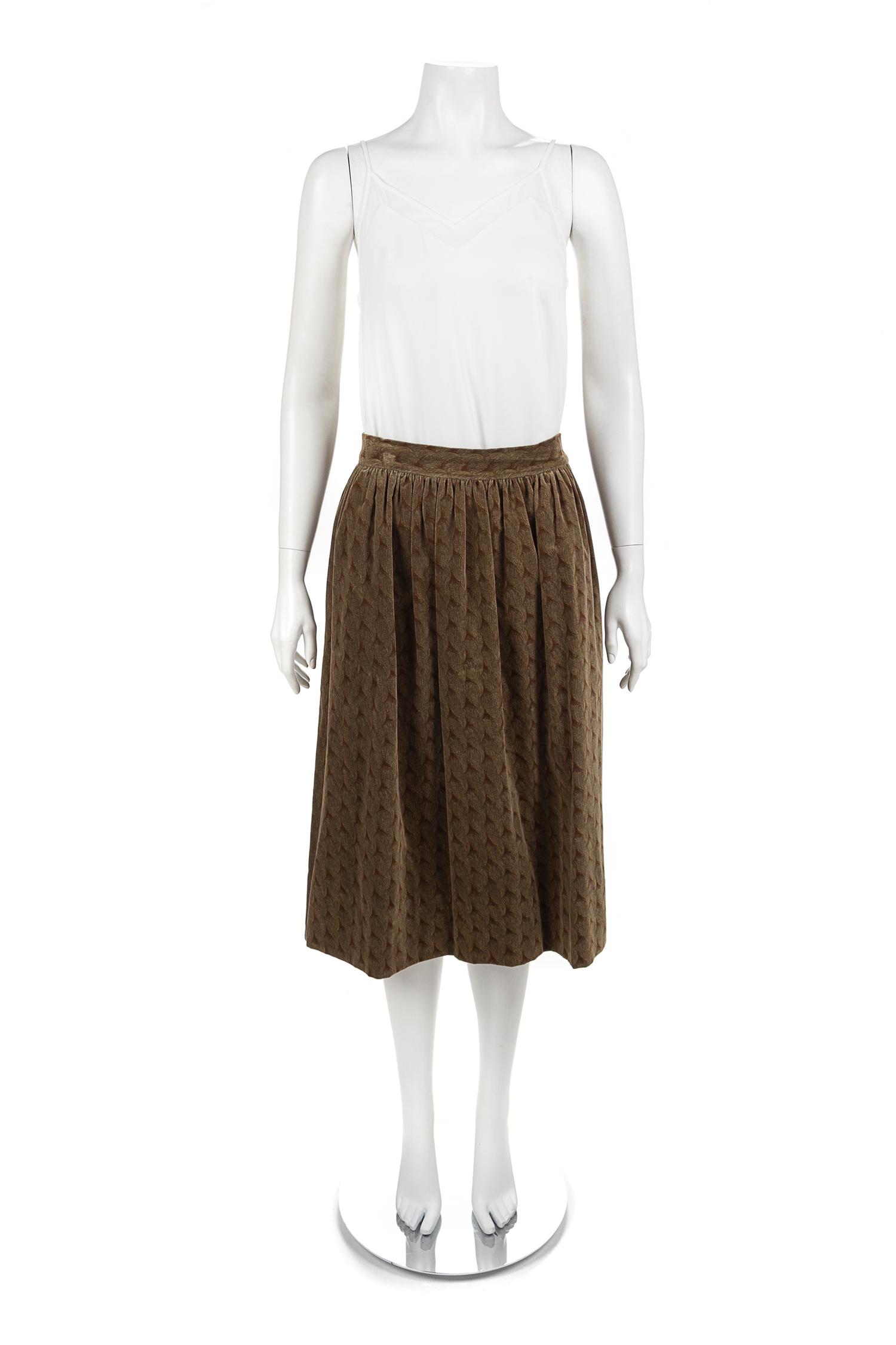 Two Skirts, 1980-90s