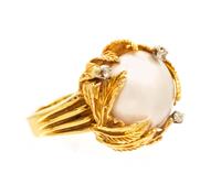 An 18 Karat Yellow Gold, Mabe Pearl and Diamond Leaf Motif Ring, 8.70 dwts.