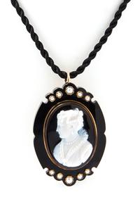 An Antique Rose Gold, Onyx Cameo and Pearl Pendant/Brooch, 18.50 dwts.