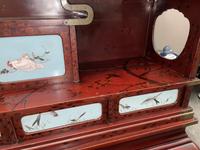 A Japanese lacquer display cabinet with cloisonné panels 日本漆器立柜及底座 Late Meiji period ????