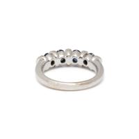 SAPPHIRE AND DIAMOND RING