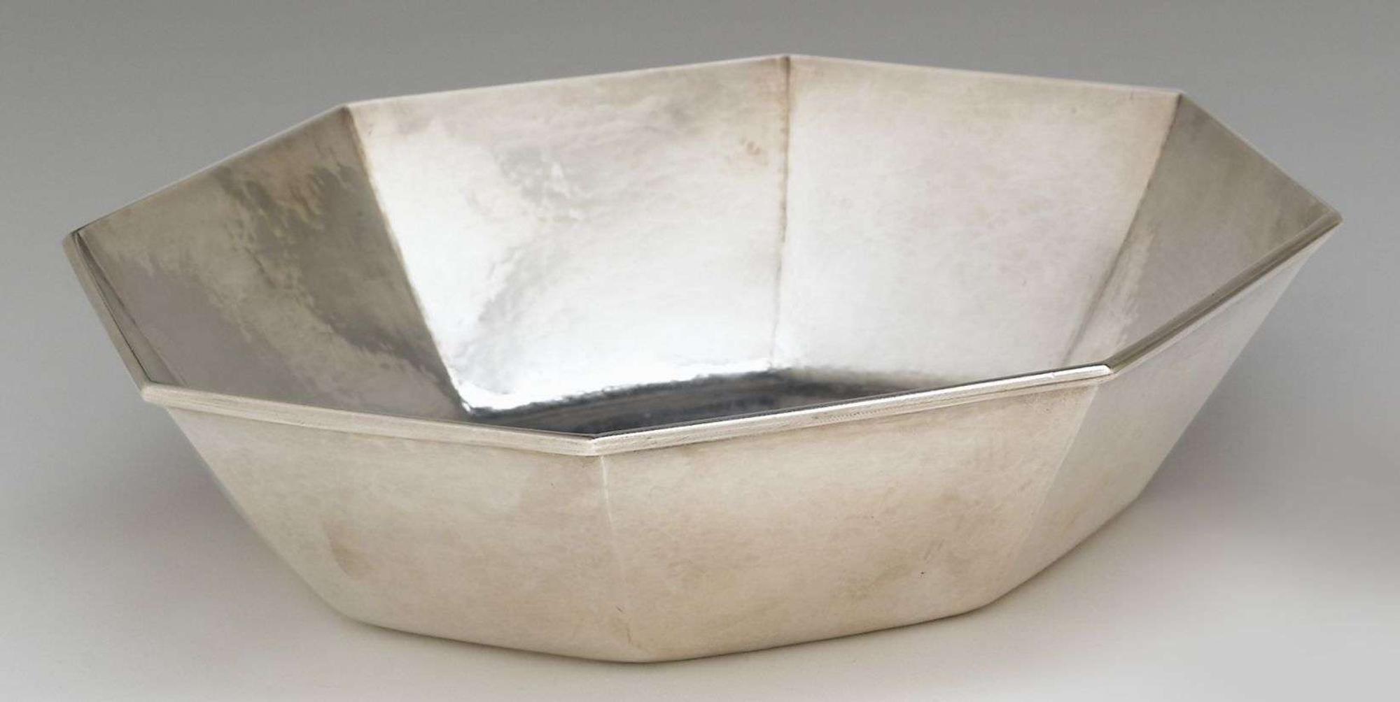 Arts & Crafts "hand wrought" sterling silver octagonal bowl the kalo shops, chicago and new york, 1912-1916
