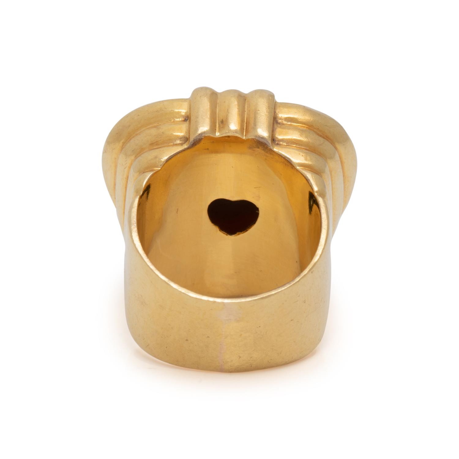 YELLOW GOLD, MABE PEARL AND DIAMOND RING