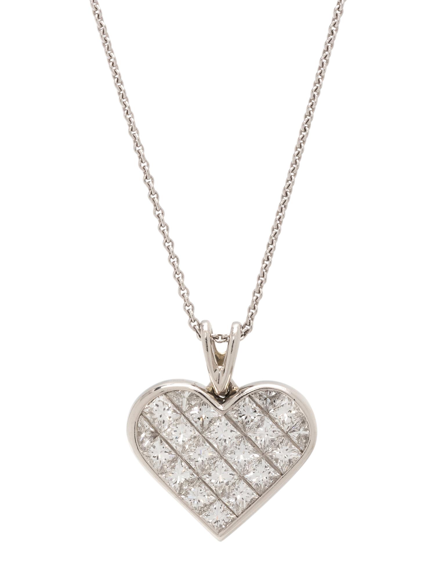 DIAMOND HEART PENDANT/NECKLACE