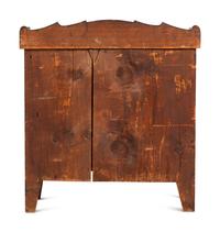 A Classical Grain Painted Pine Chest of Drawers
