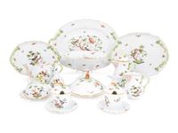 A Herend Porcelain Rothschild Bird Dinner Service