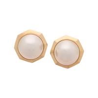 YELLOW GOLD AND CULTURED MABE PEARL EARCLIPS