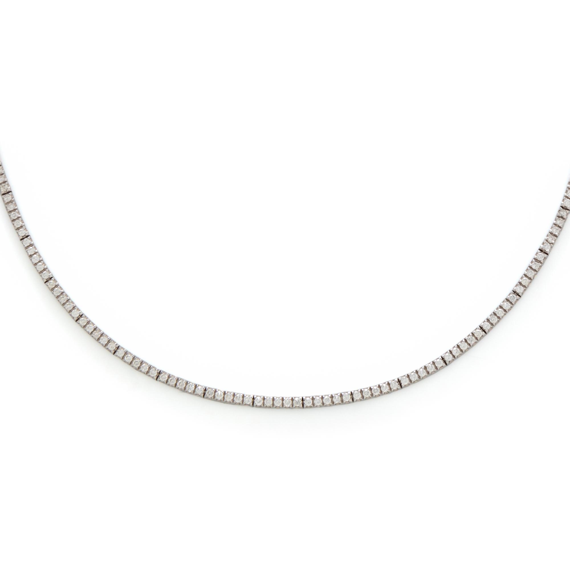 WHITE GOLD AND DIAMOND NECKLACE