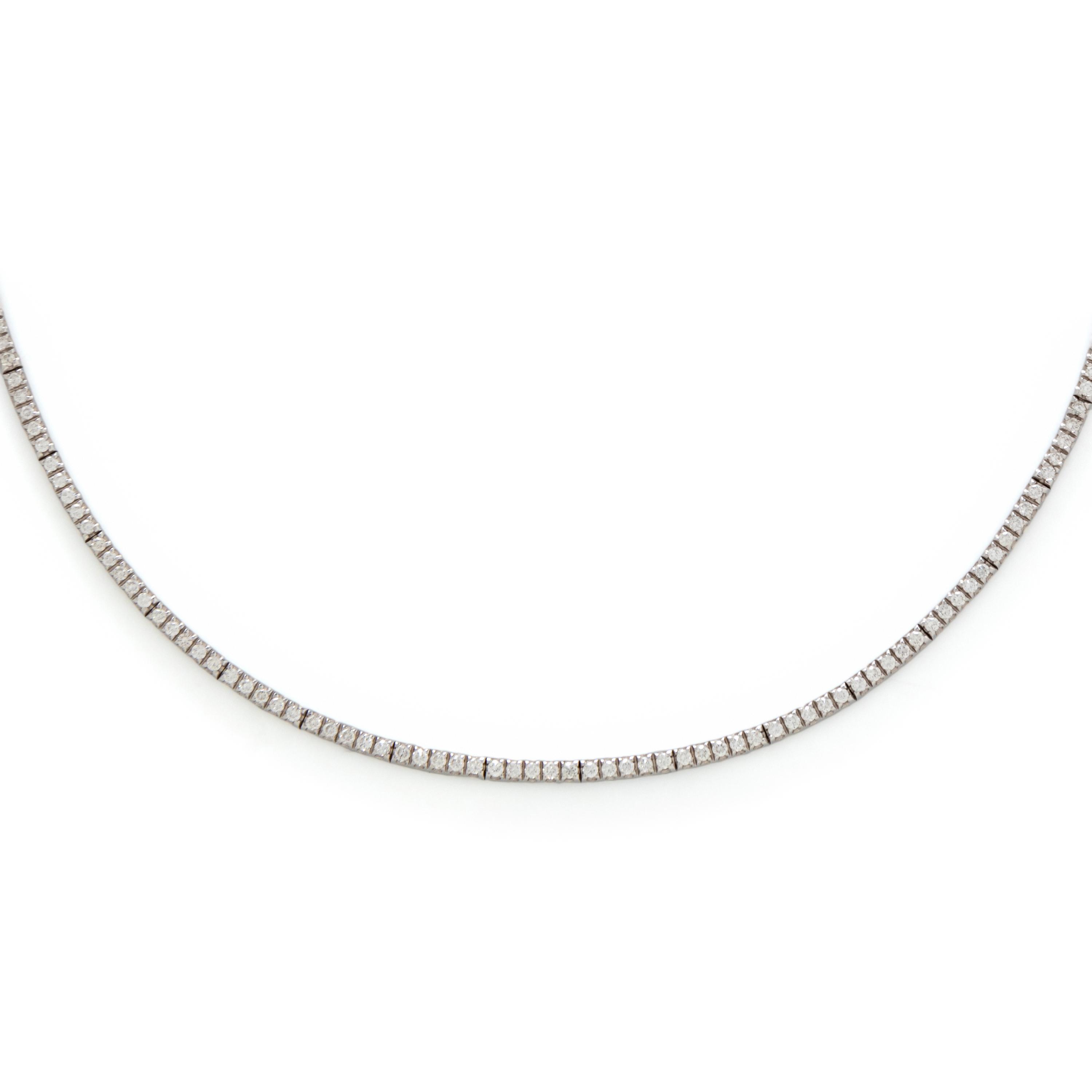 WHITE GOLD AND DIAMOND NECKLACE