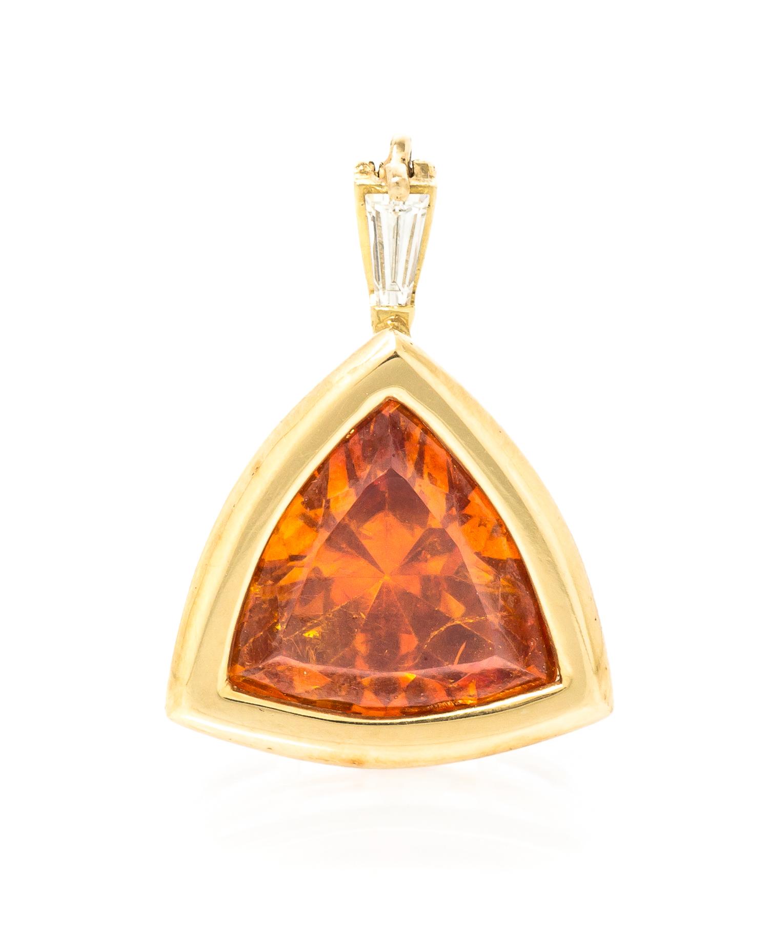 A Yellow Gold and Sphalerite Pendant, 3.60 dwts.
