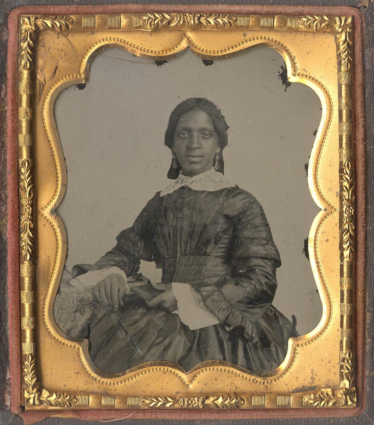 [Ambrotype] Elegant Portrait of an African American Woman