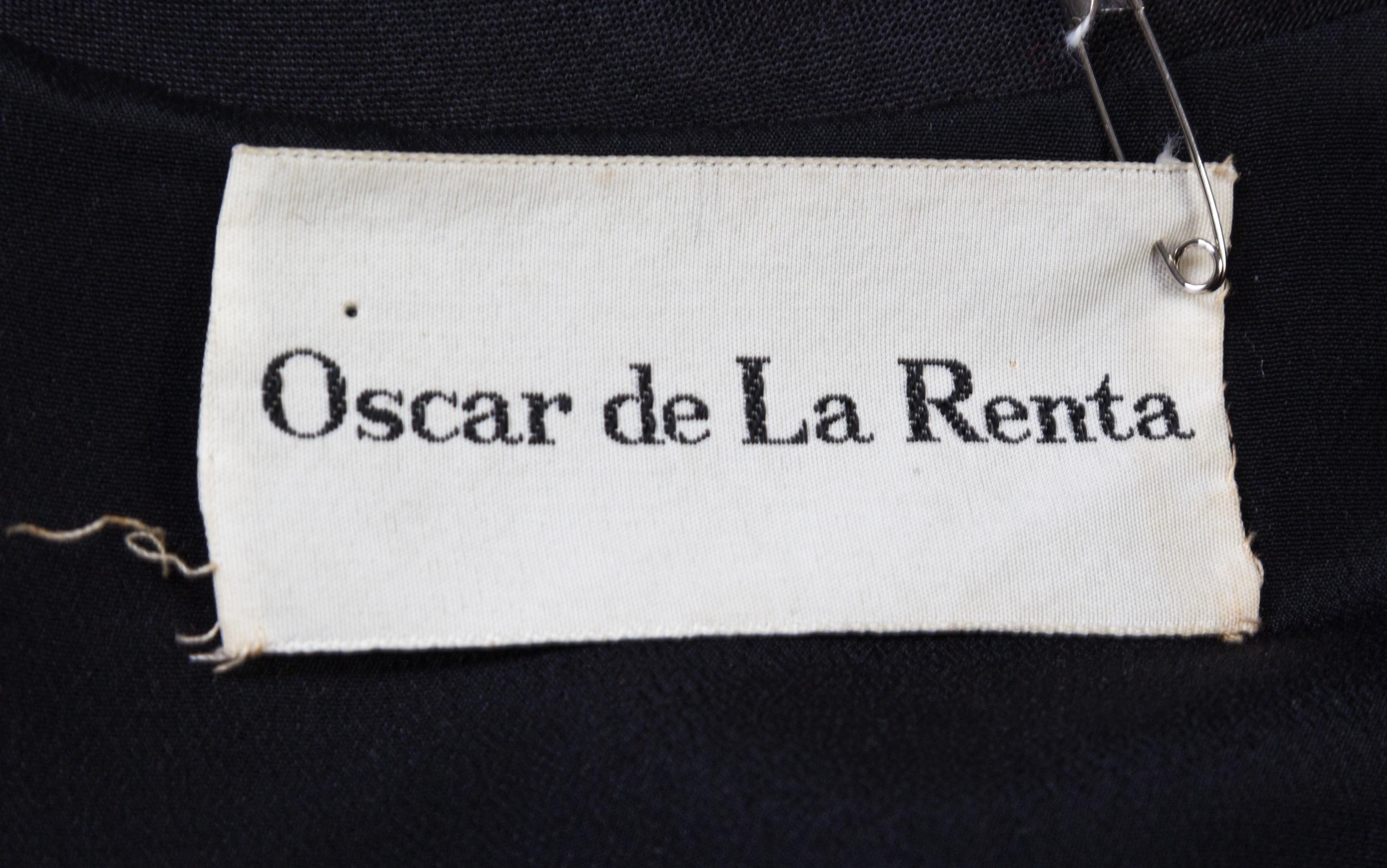 An Oscar de la Renta Black Organza Layered Evening Dress,
