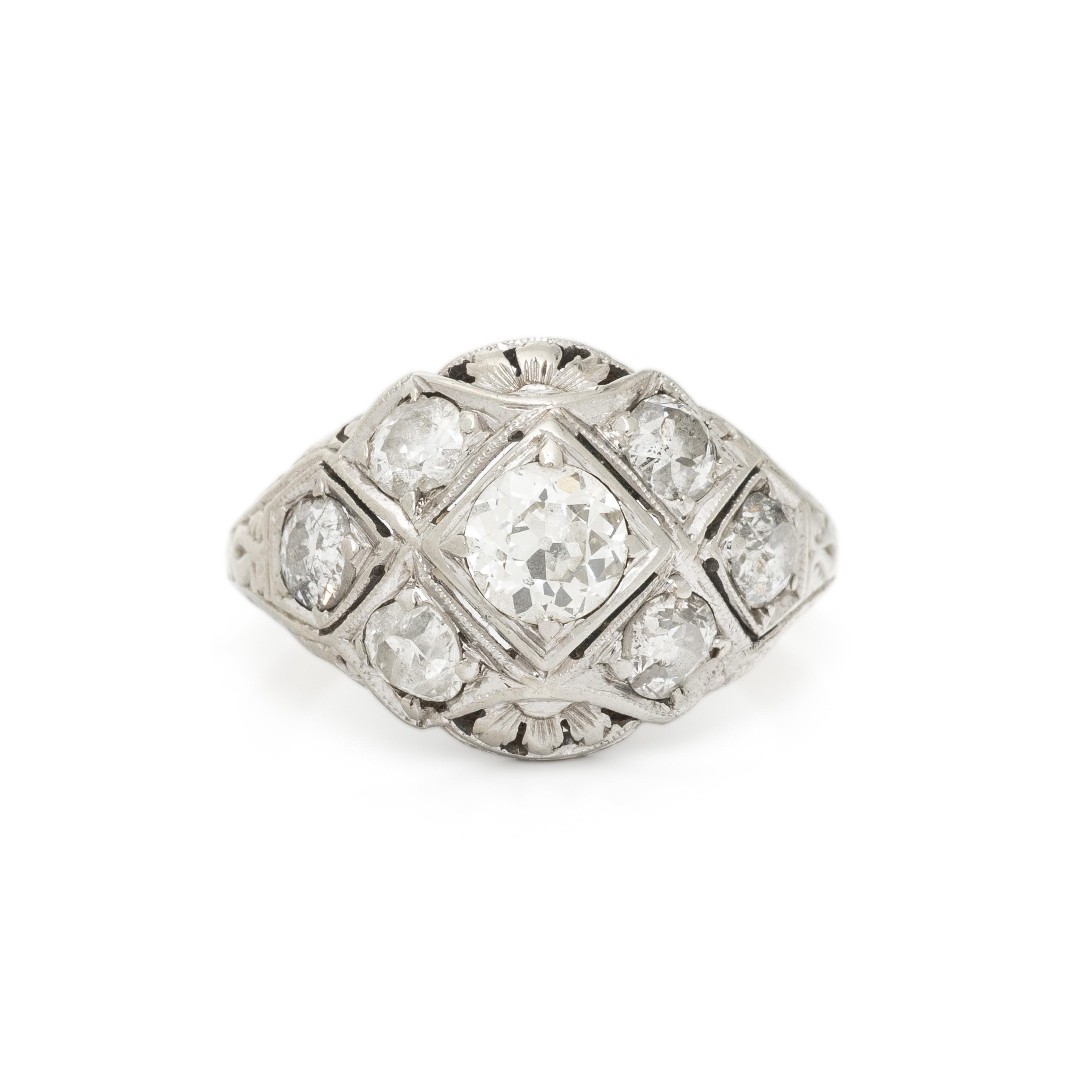 DIAMOND AND WHITE GOLD RING