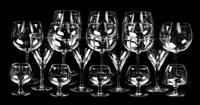 An Assorted Collection of Glassware Diameter of plate 8 1/2 inches. — 20TH CENTURY