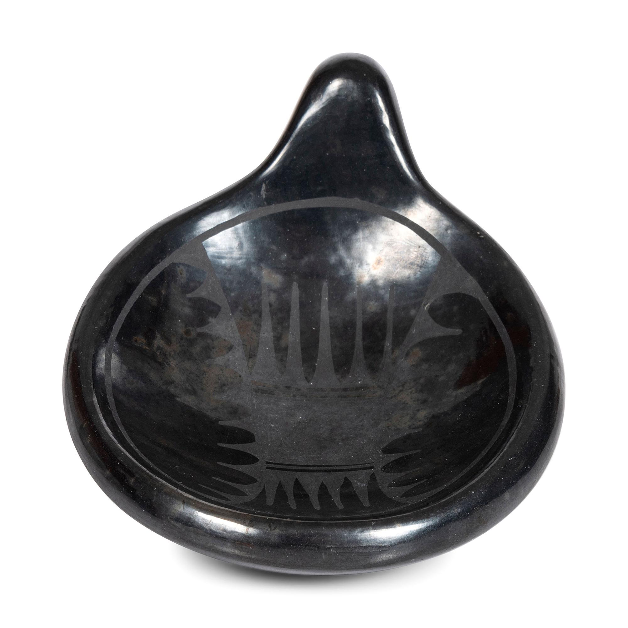 Blackware Pottery Dish, Avian Form