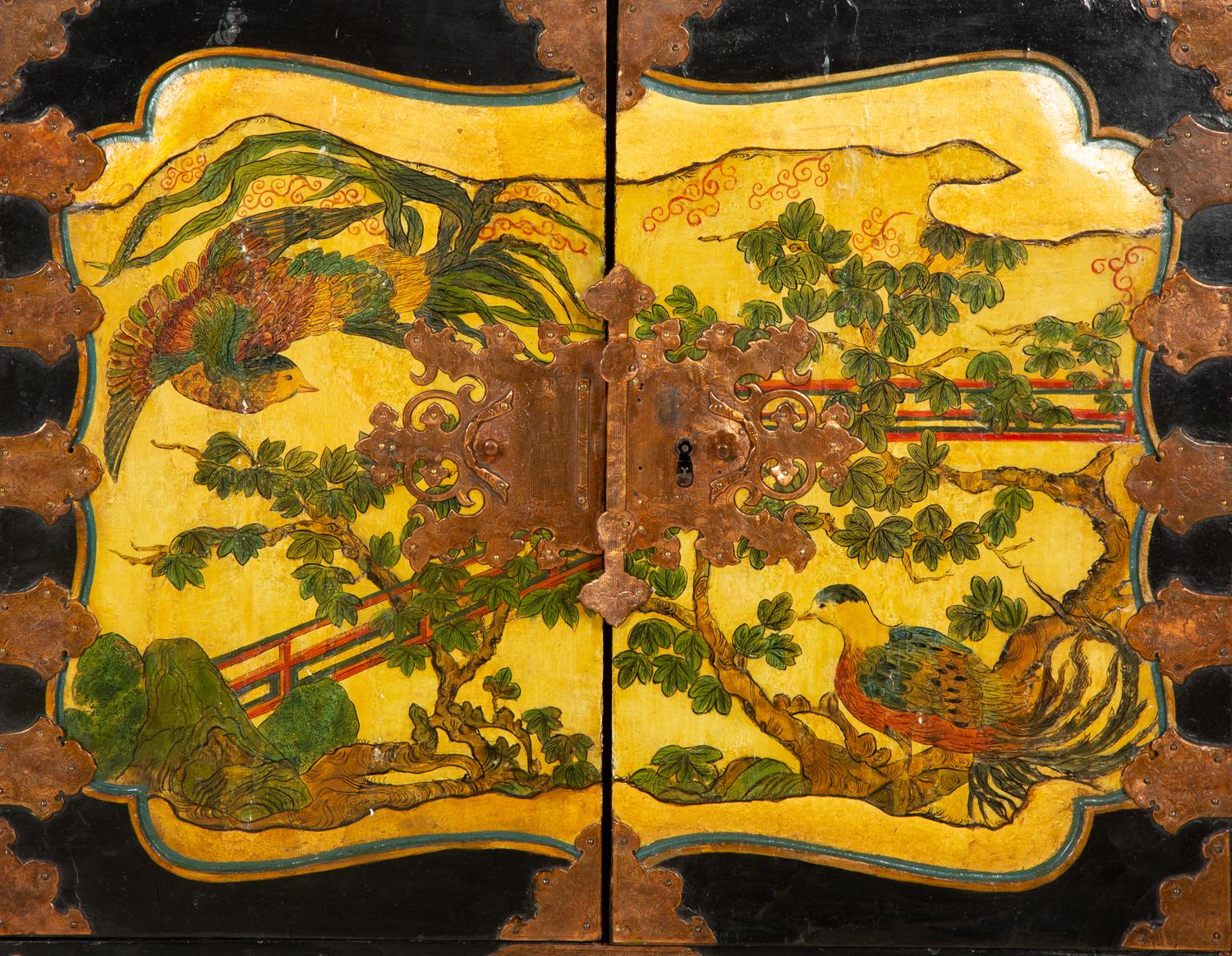 An Edwardian Polychromed Lacquer and Parcel Gilt Chinoiserie Cabinet on Stand